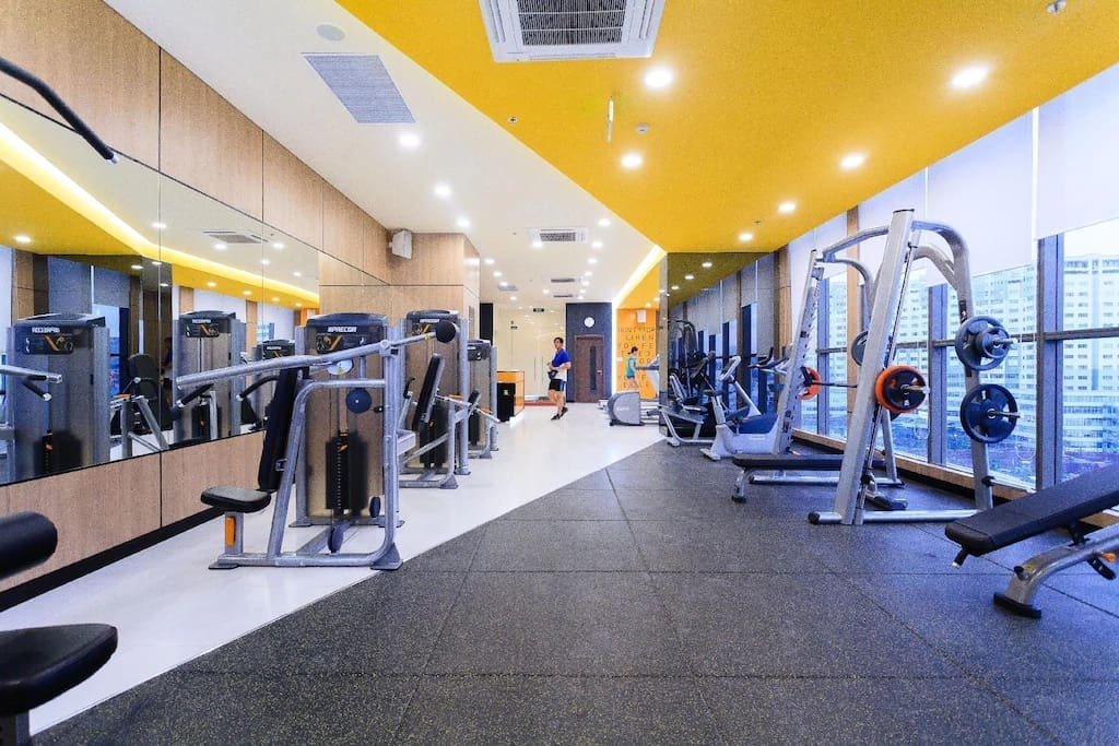 Phòng gym hiện đại tại RiverGate Residence