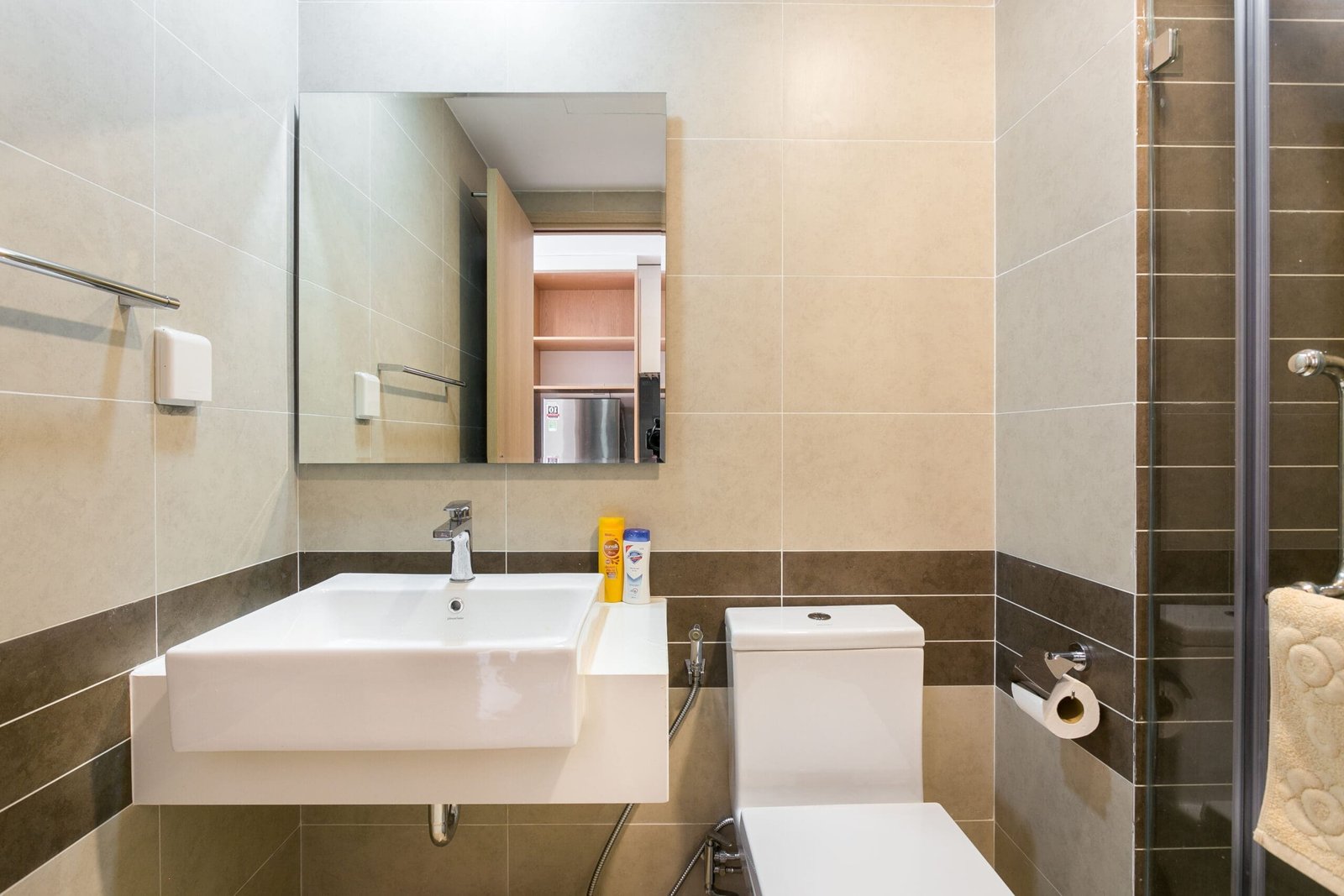 Phòng tắm riêng của căn hộ Studio RiverGate Residence