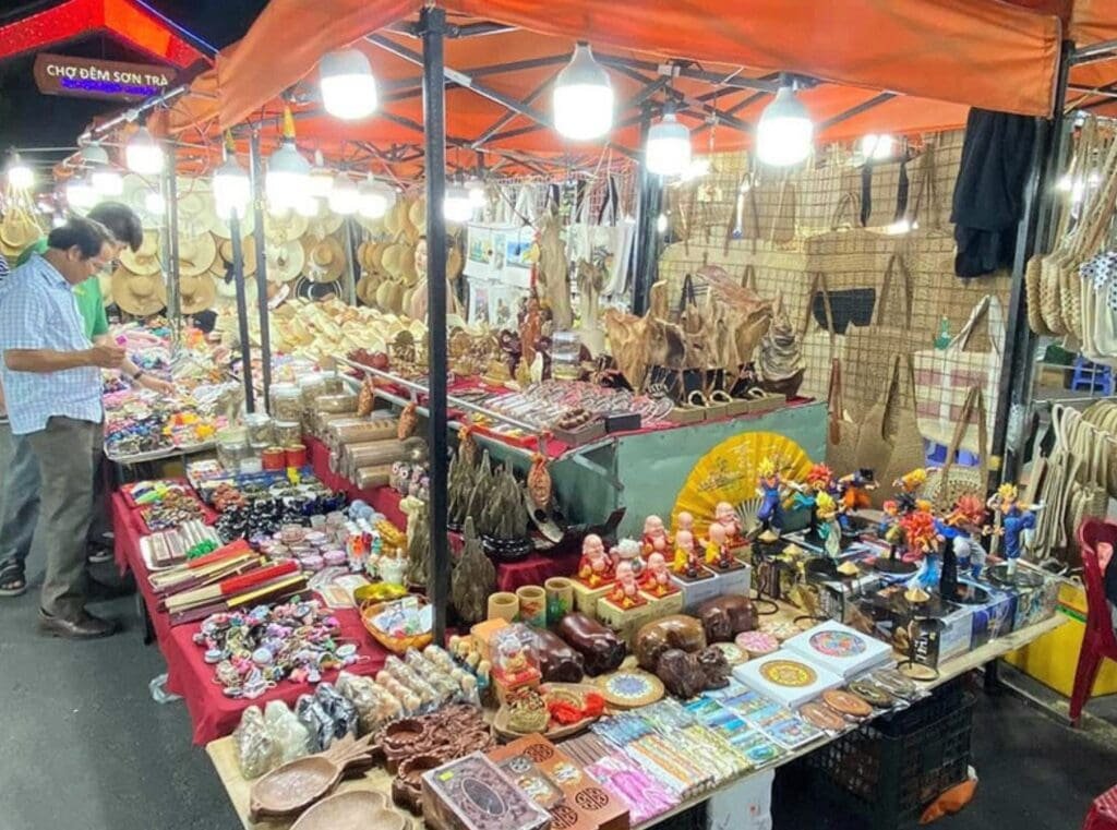 Ben Thanh Nigh Market