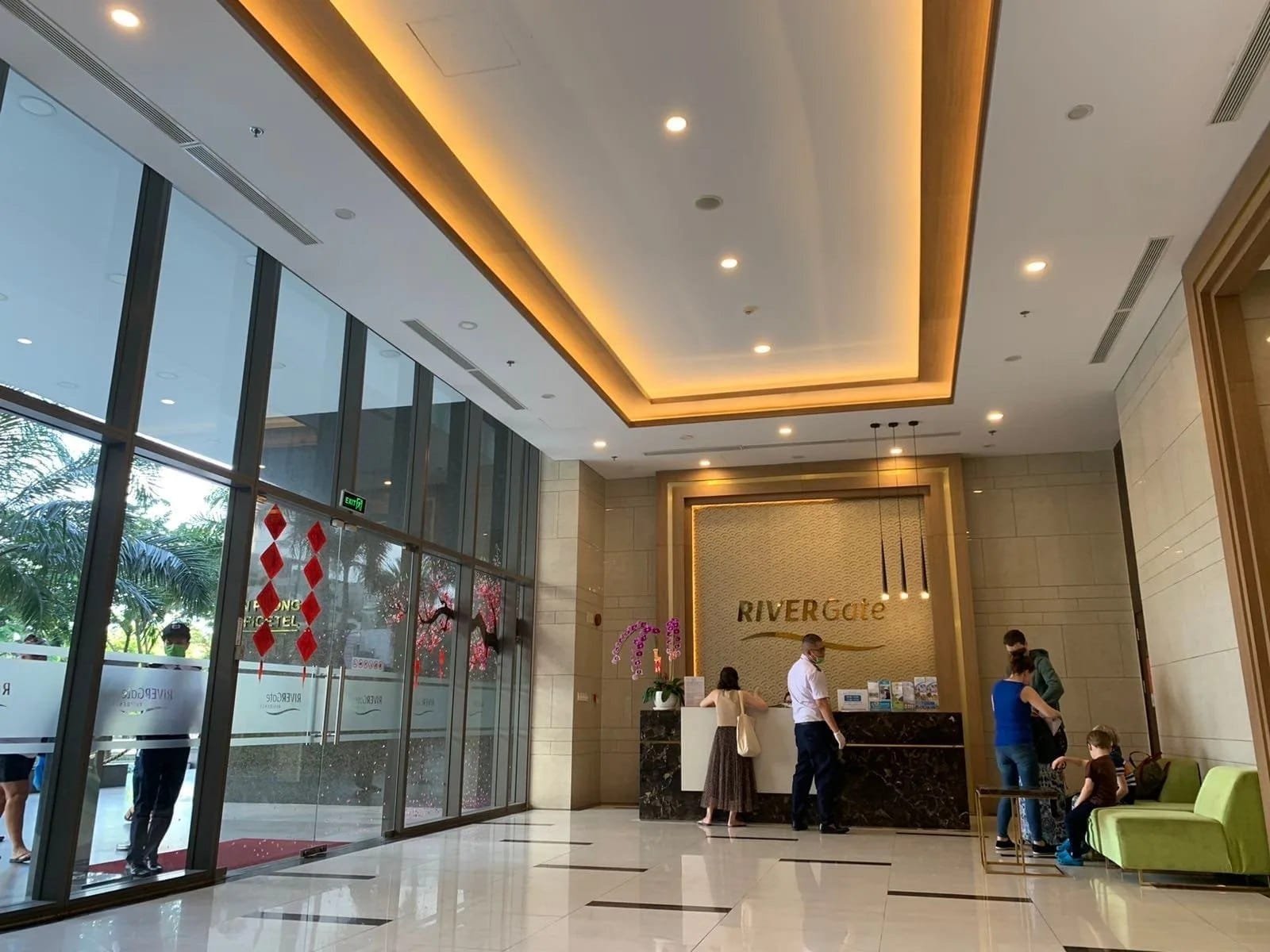 Liên hệ RiverGate Residence để đặt căn hộ theo ngày tại TP.HCM
